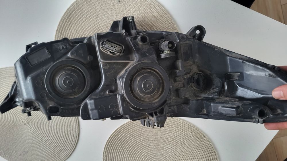 Фари Ford Fusion 2013-2016.