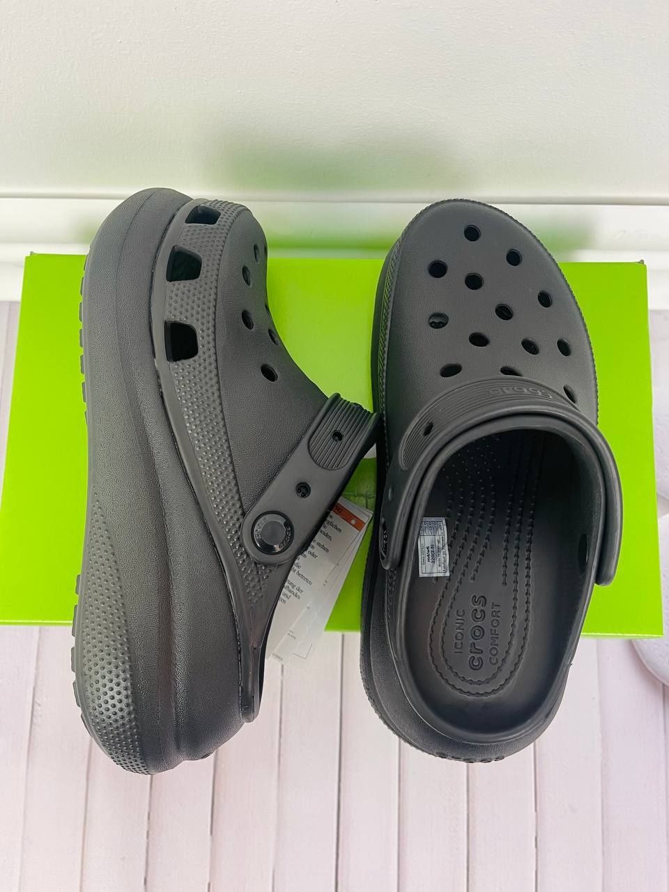 New Crocs кроксы! Женские классические сабо Classic Crush Clog на плат