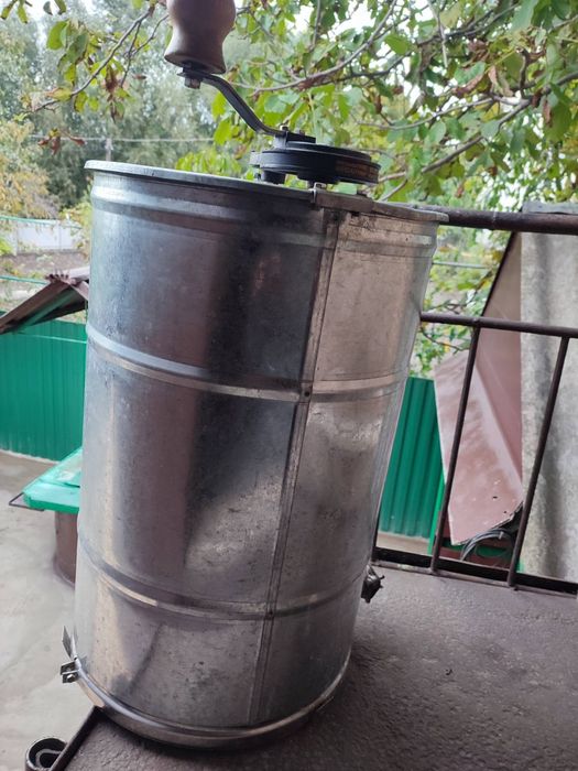 Продам медогонку