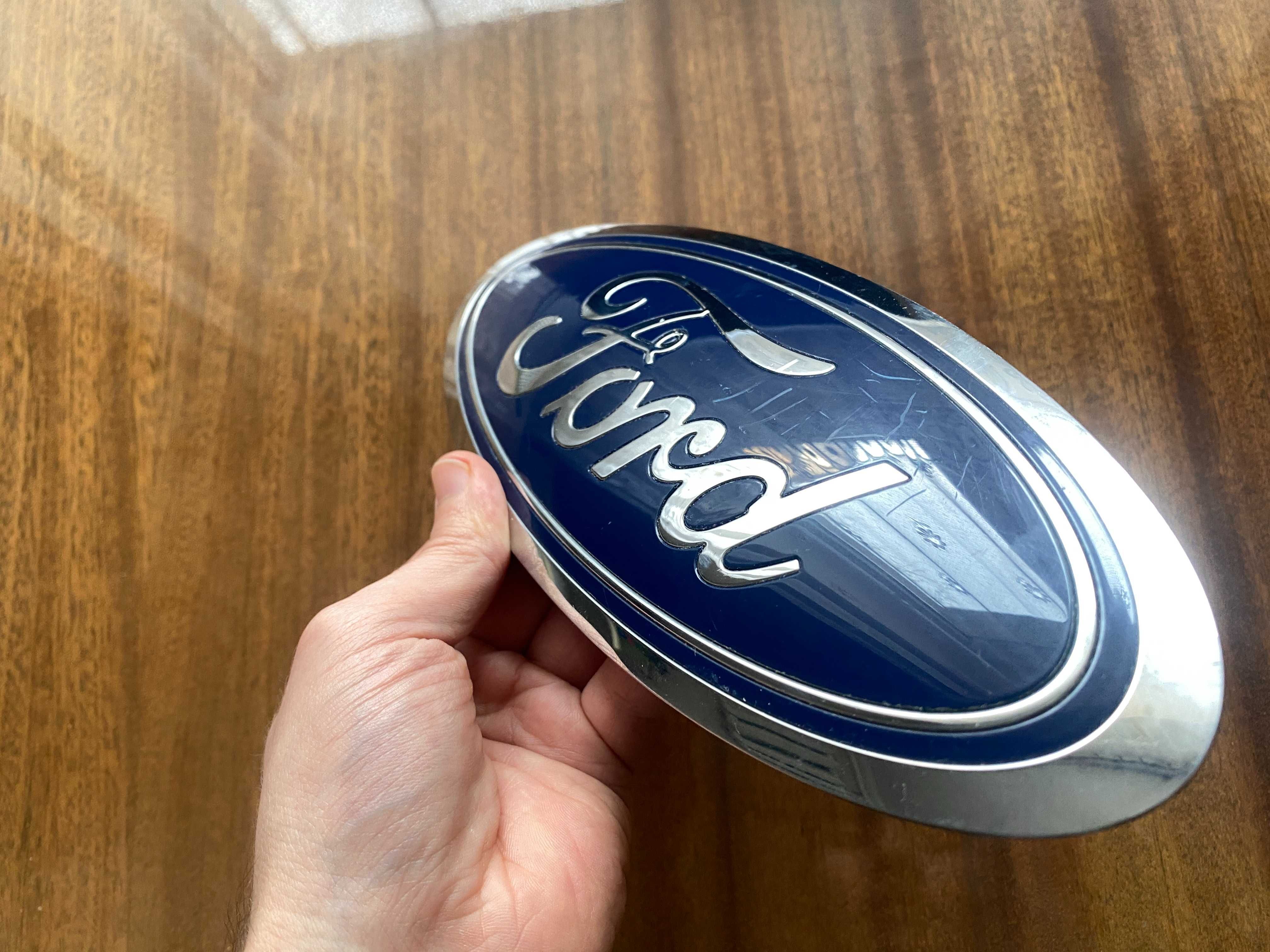 Emblemat Znaczek LOGO FORD ESCAPE 2023 - 2025 USA