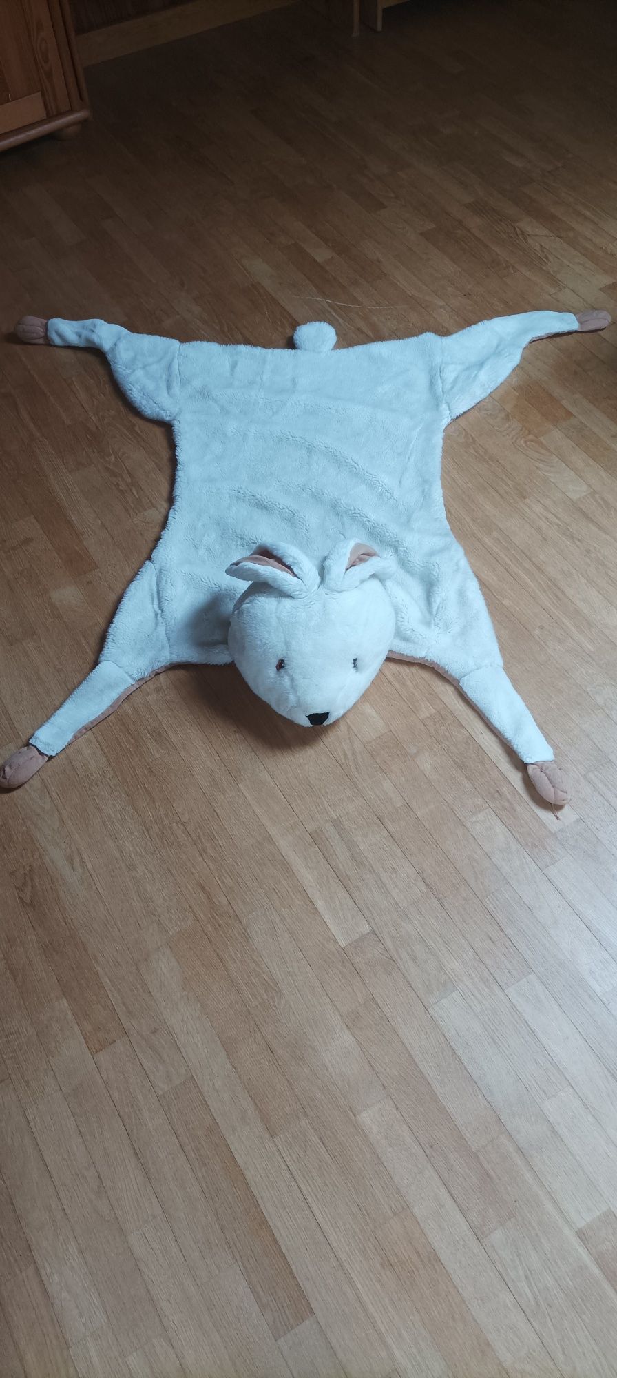 Duży dywan dywanik królik w kształcie królika dziecięcy zabawny
