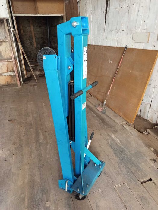 grua dobrável  e macaco de fossa hidraulico