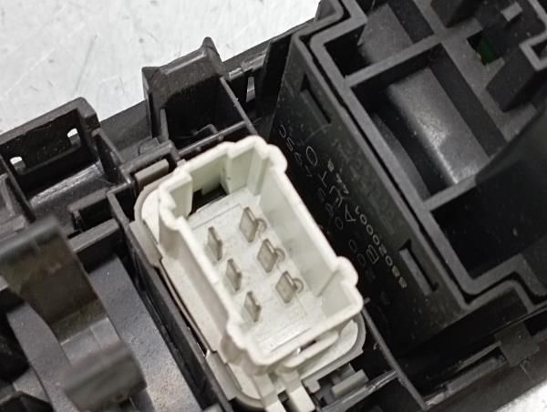 Botão / interruptor de luzes RENAULT Clio III (BR0/1, CR0/1)