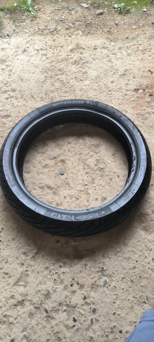 Комплект колес на мотоцикл MICHELIN