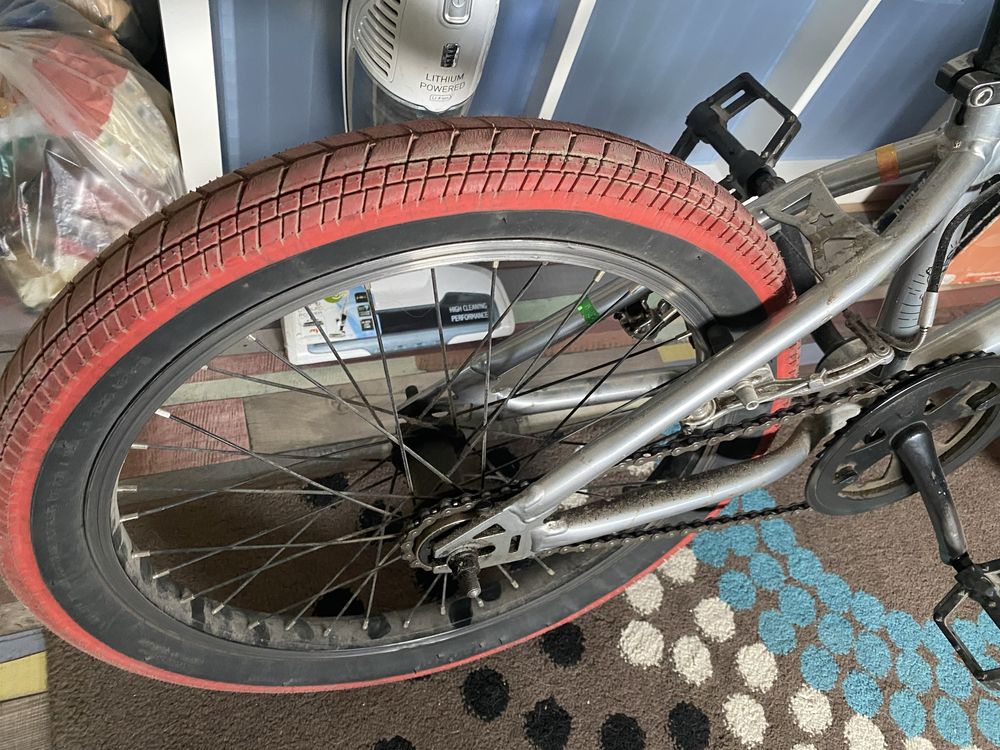 BMX + pegi Decathlon Wipe 320 prawdopodobnie.