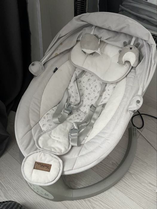 Заколисуючий центр/заколисуюча гойдалка