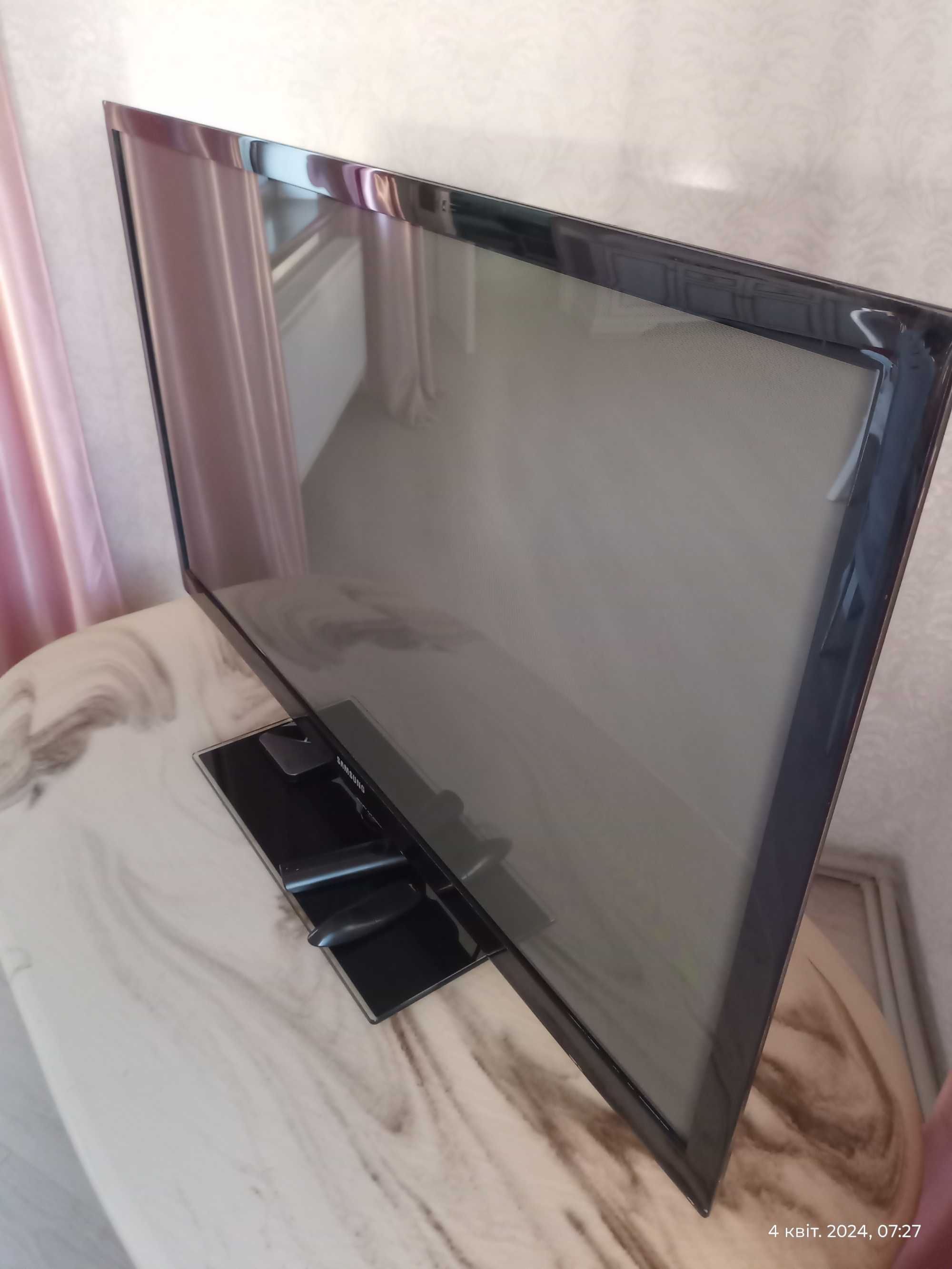 Телевізор Samsung 51 дюйм