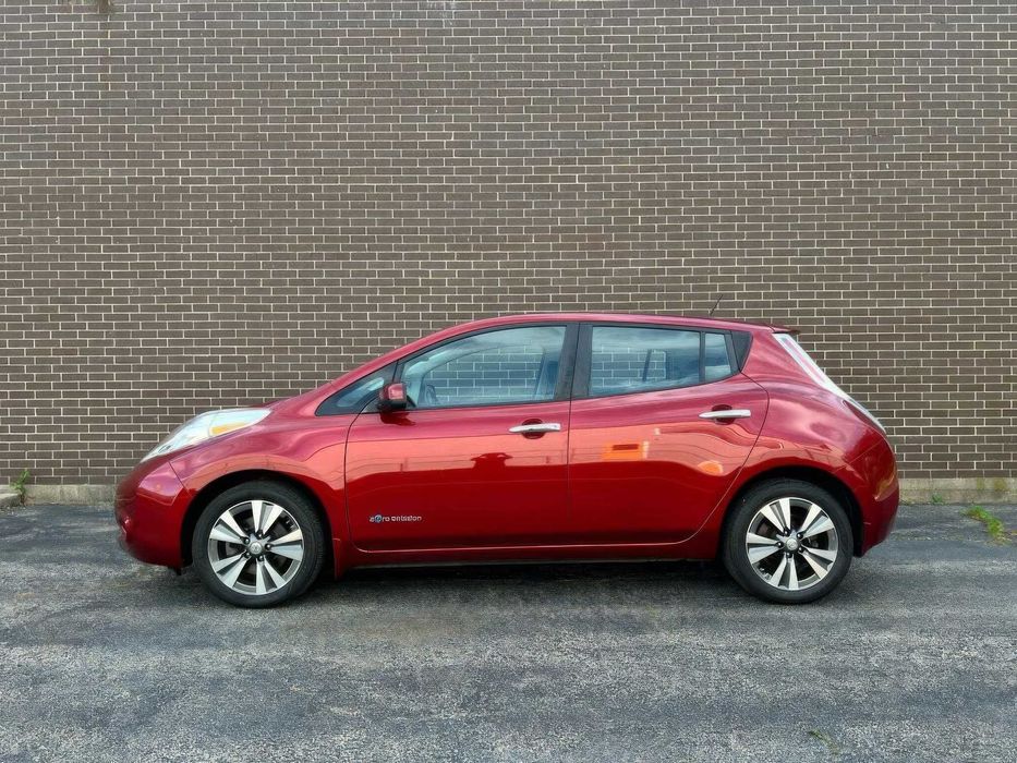 Nissan LEAF SL      2015
