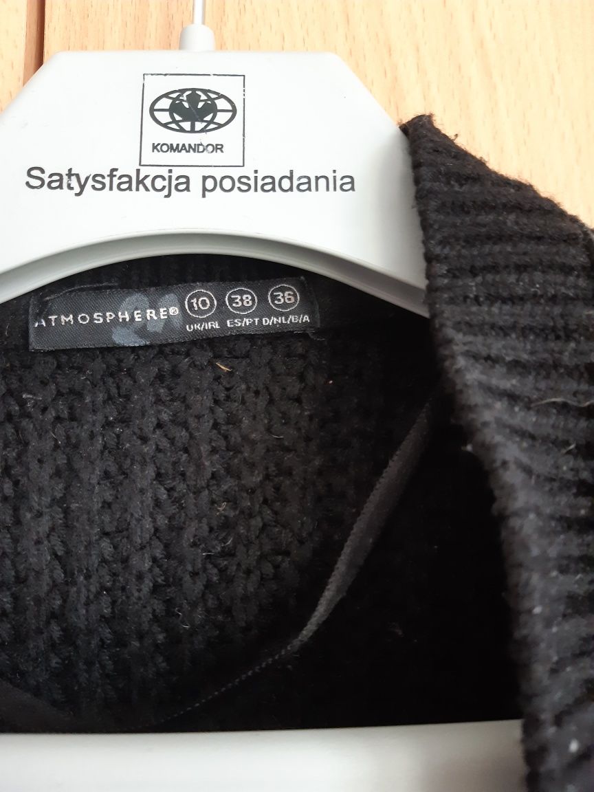 Sweterek rozpinany z ćwiekami. Atmosphere. 38 rozm.