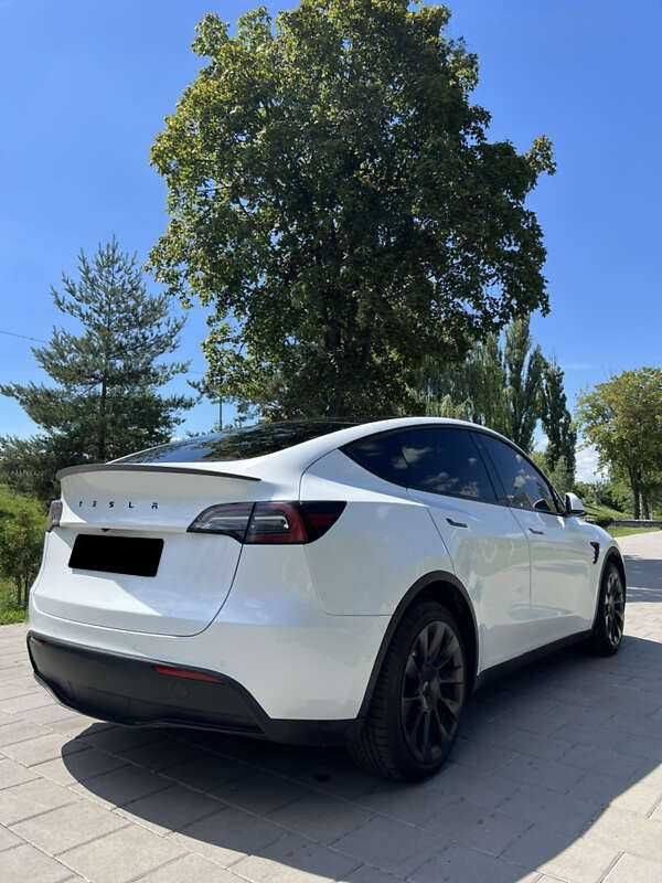 Tesla Model Y 2021 Long Range 82 kWh Dual Motor