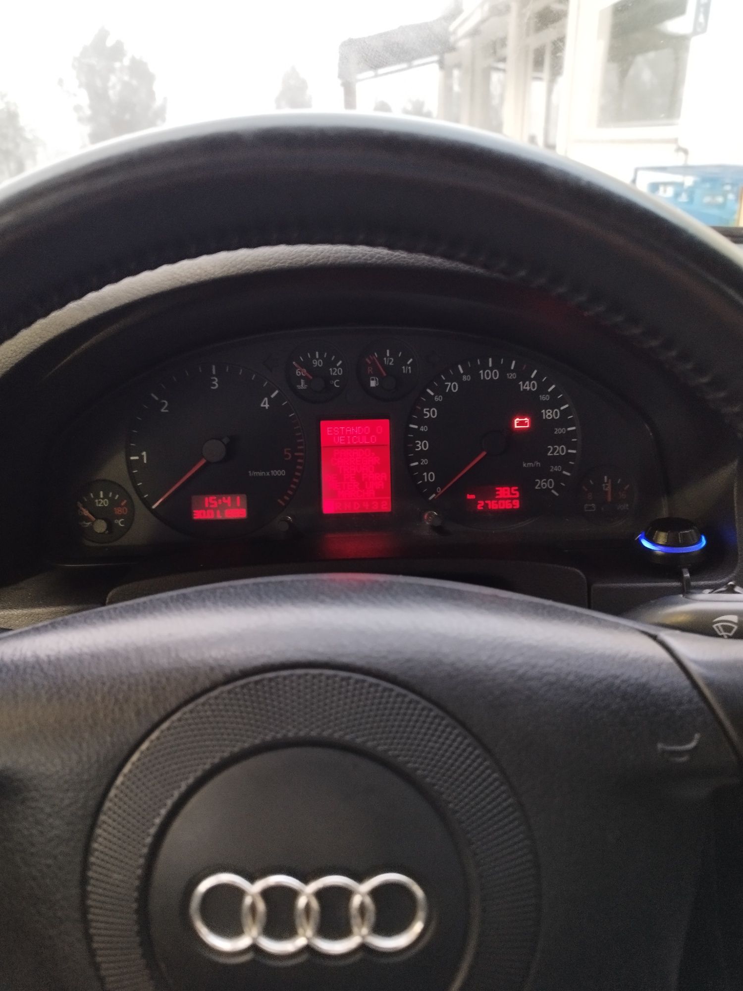 Audi A6 quatro automático de dois mil e um r