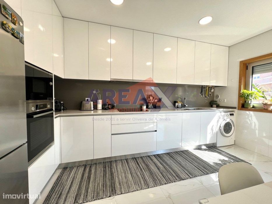 Fabuloso Apartamento T3 Em Aradas - Aveiro
