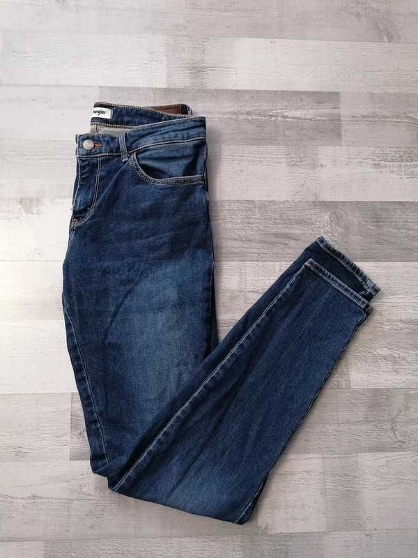 Spodnie wrangler jeansy rurki dżinsowe S rurki skinny z wysokim stanem