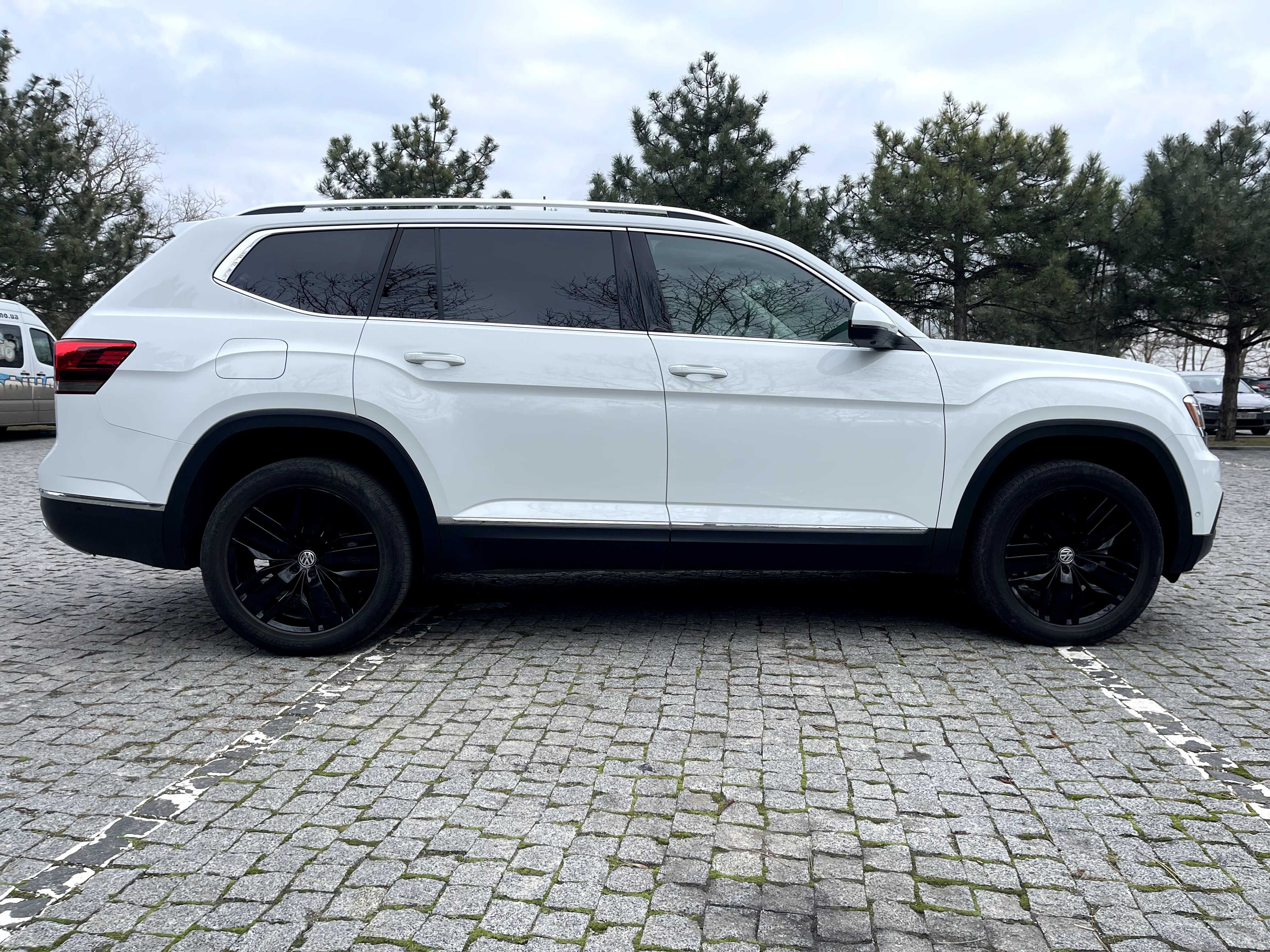 Volkswagen Atlas 2019 SEL Premium 3.6 AWD Touareg Tiguan 7-місний авто