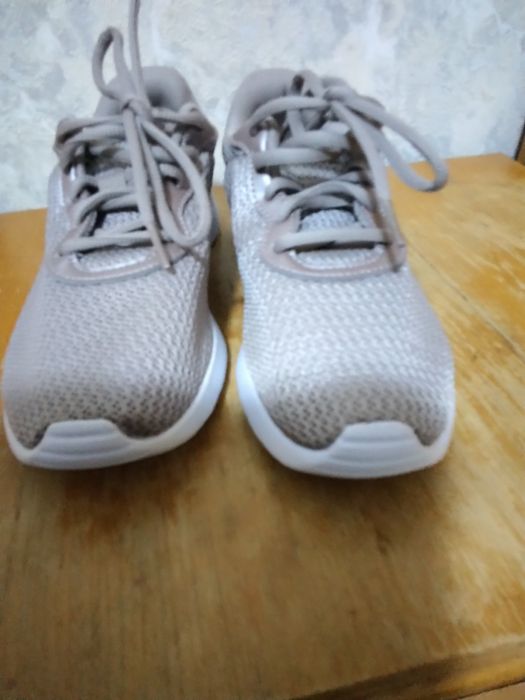 Кроссовки  для фитнеса р.37,5