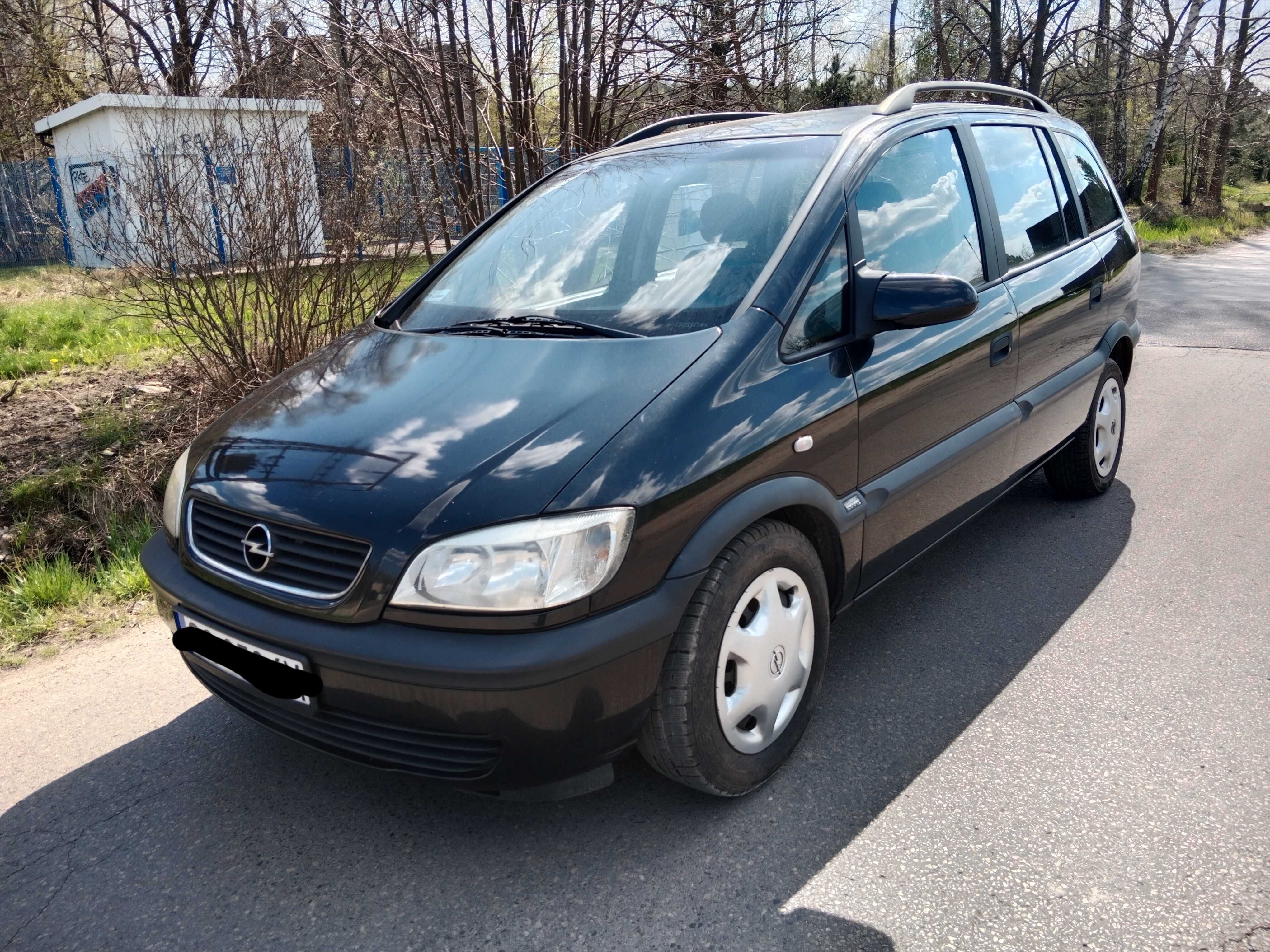 Witam mam do sprzedania Opola Zafira A 2002rok silnik 1.8 z gazem