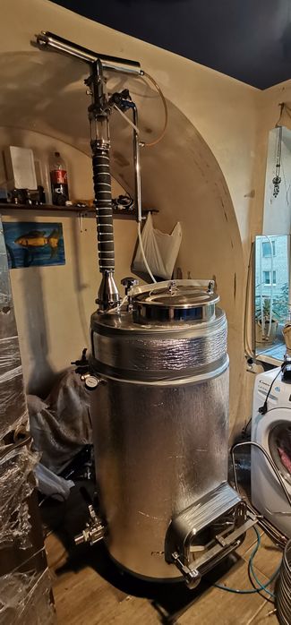 Продам ПВК объем 300 литров