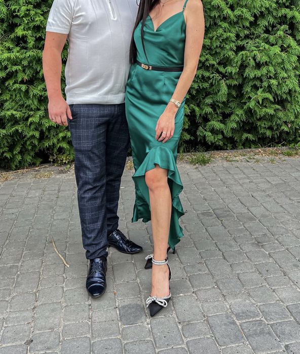 Сукня комбінація з вирізом на ножці