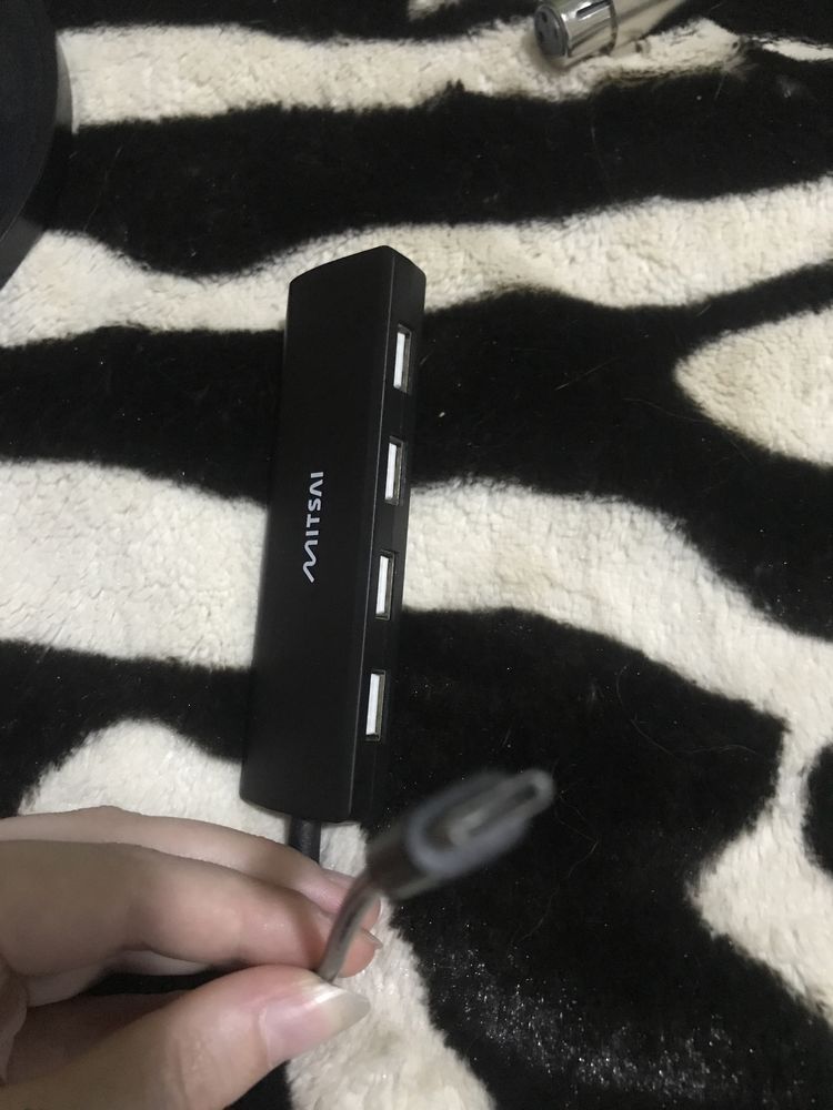 Adaptador usb-c para 4 usb