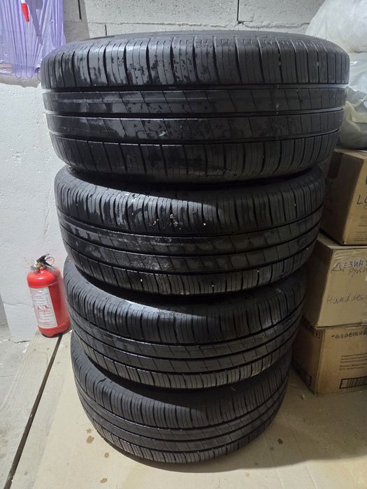 Диски з резиною 205 55 R17 на Mazda