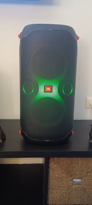 Coluna JBL Partybox 110