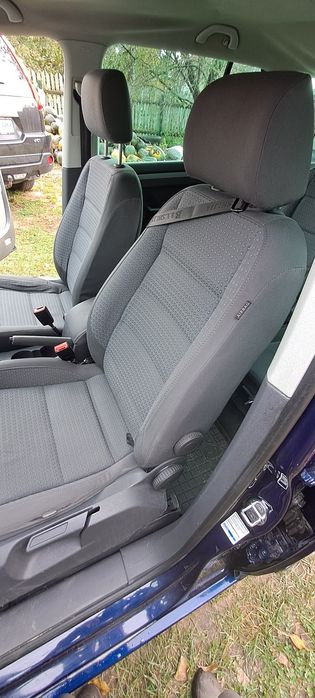 Фольцваген тоуран