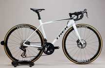 Rower szosowy TREK EMONDA SLR Disc Shimano Ultegra Di2, roz. 52