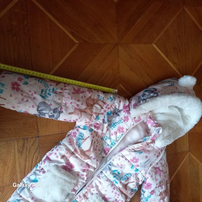 Куртка зимова для дівчинки 104р