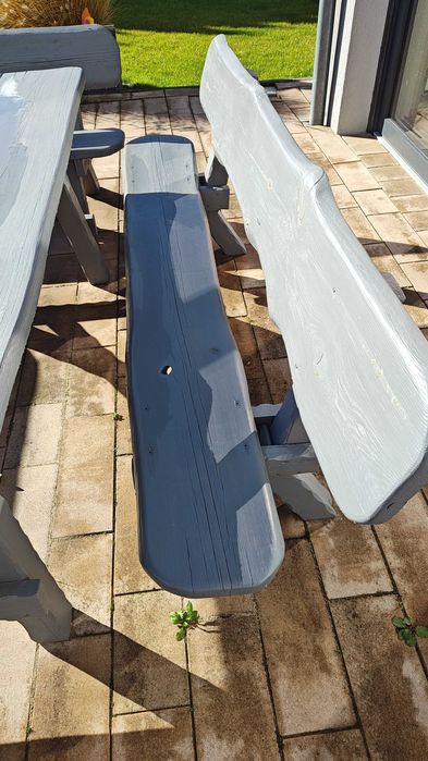 Zestaw mebli ogrodowych – stół + 3 ławki (215 x 100 cm)