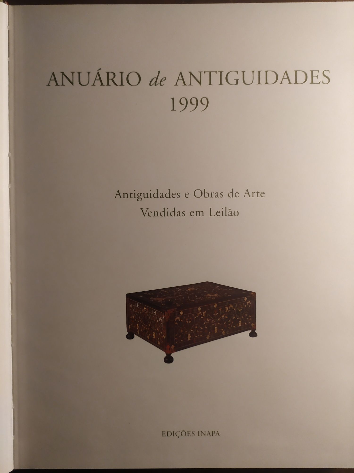 Livro Anuário de Antiguidades ano 1.999