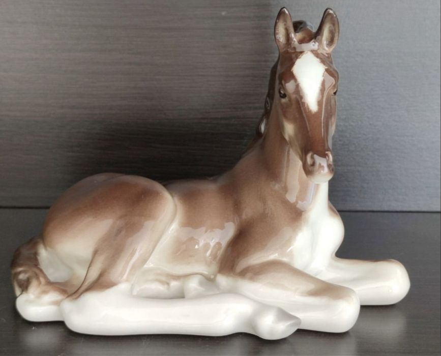 Lomonosov figurka