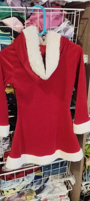 Strój mikołajki 110