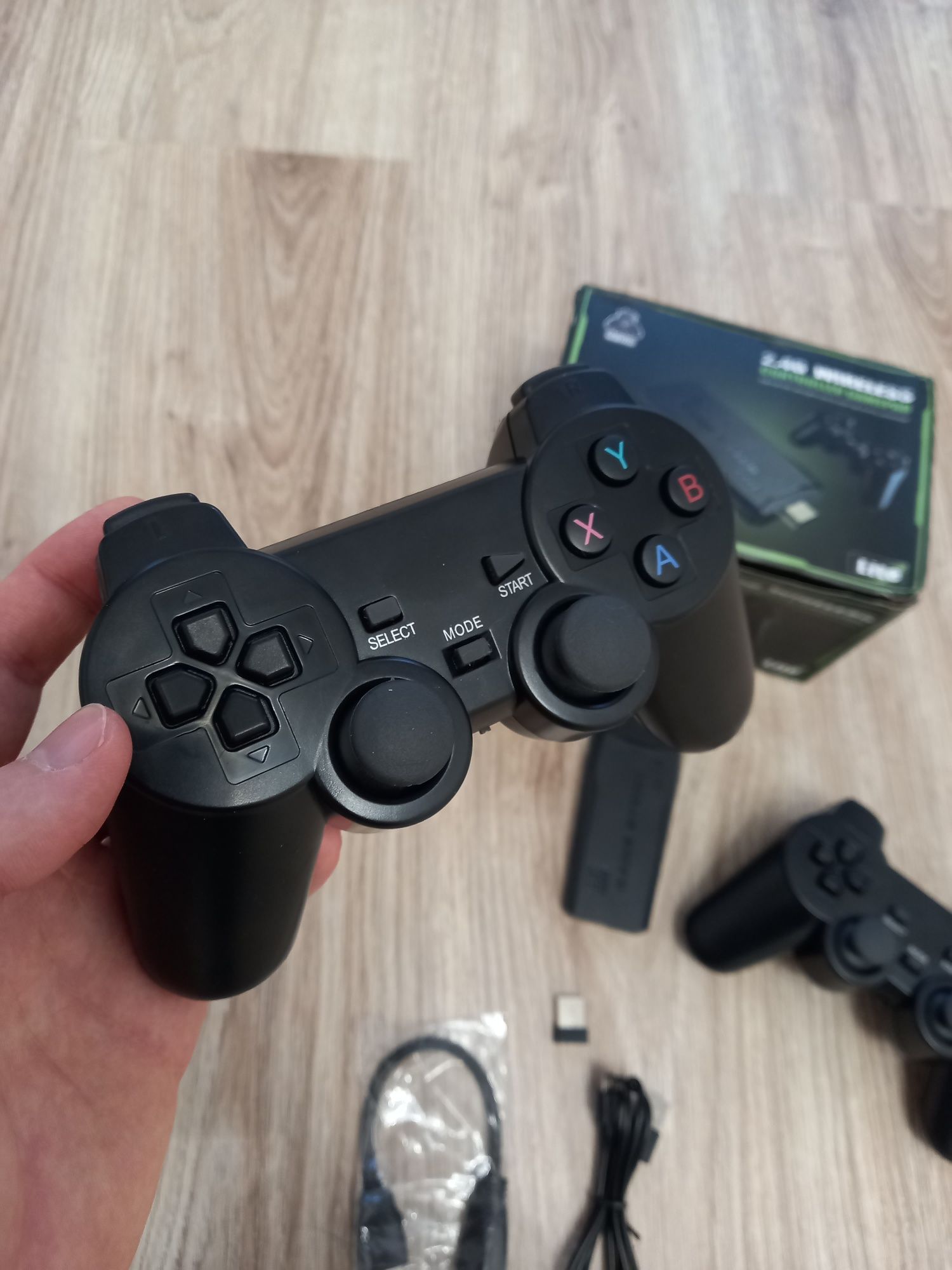 Дитяча ігрова приставка на 64 ГБ game stick з двома джойстиками