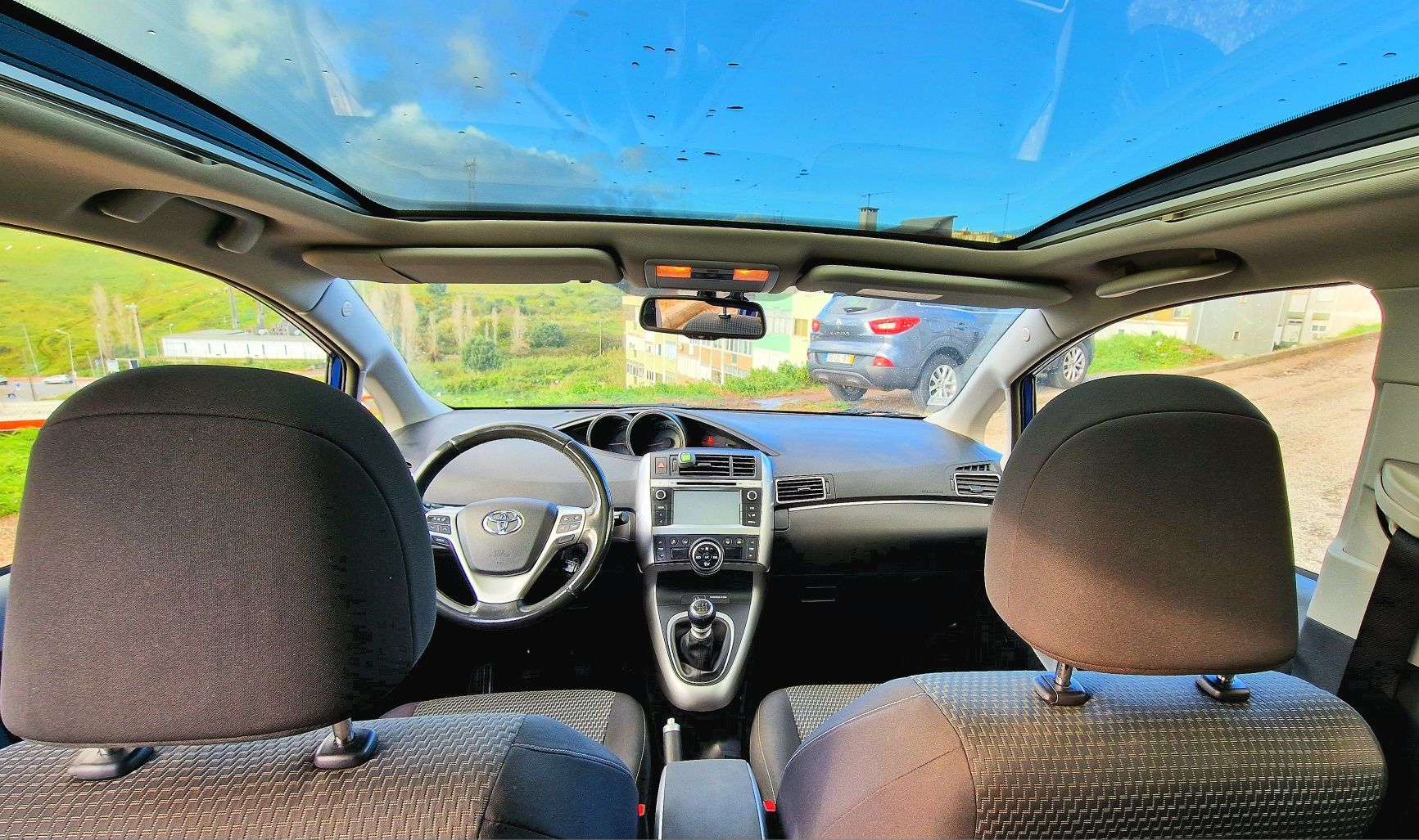 Toyota Verso 1.6 (Full Extras)