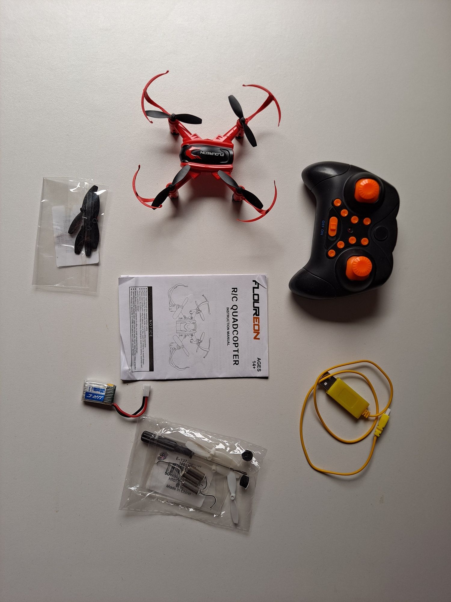 Mini drone como novo