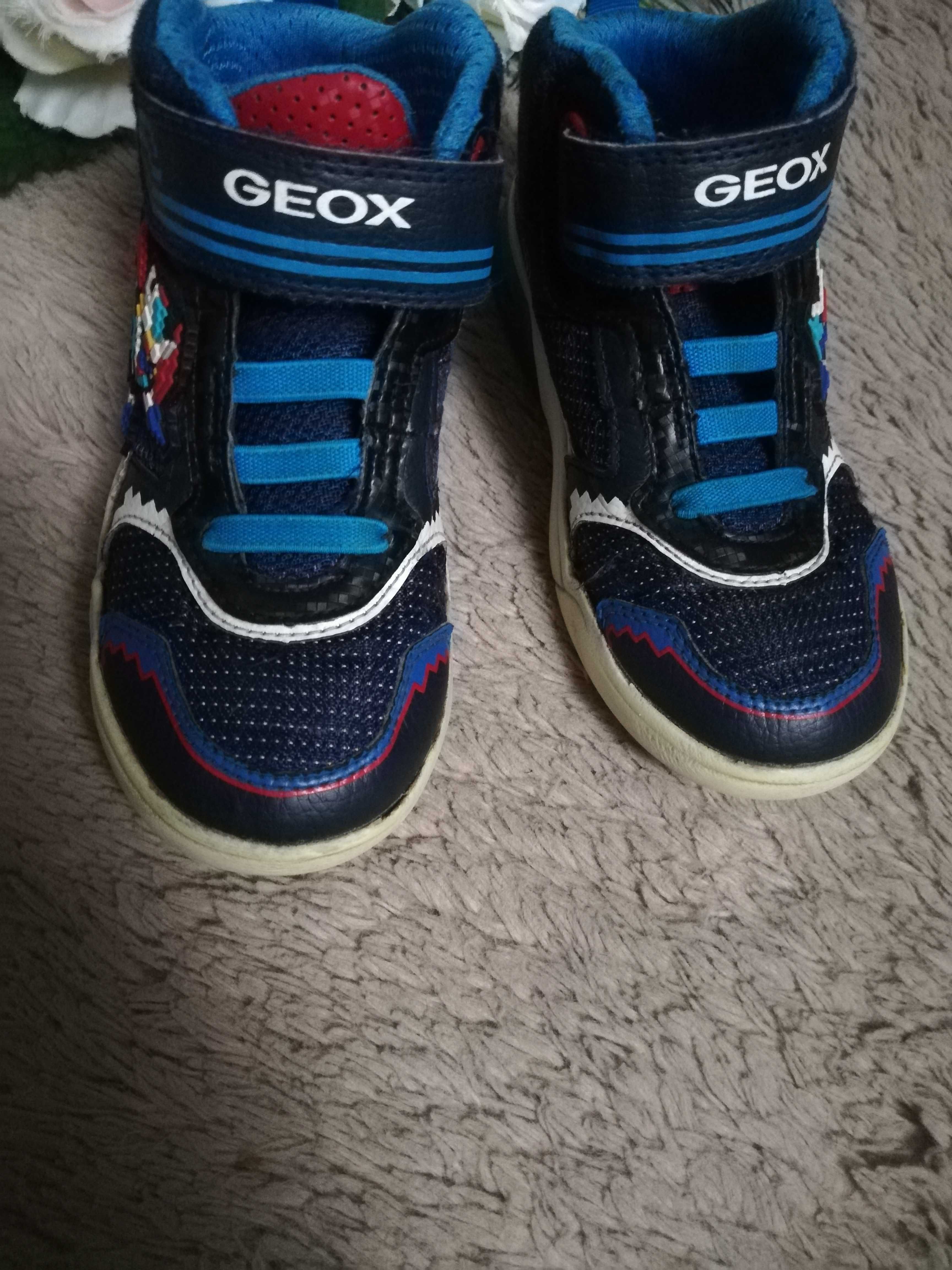 Trampki sneakersy Geox świecące podeszwy rozm. 30