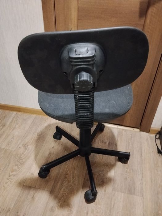 Компьютерное кресло бу.
