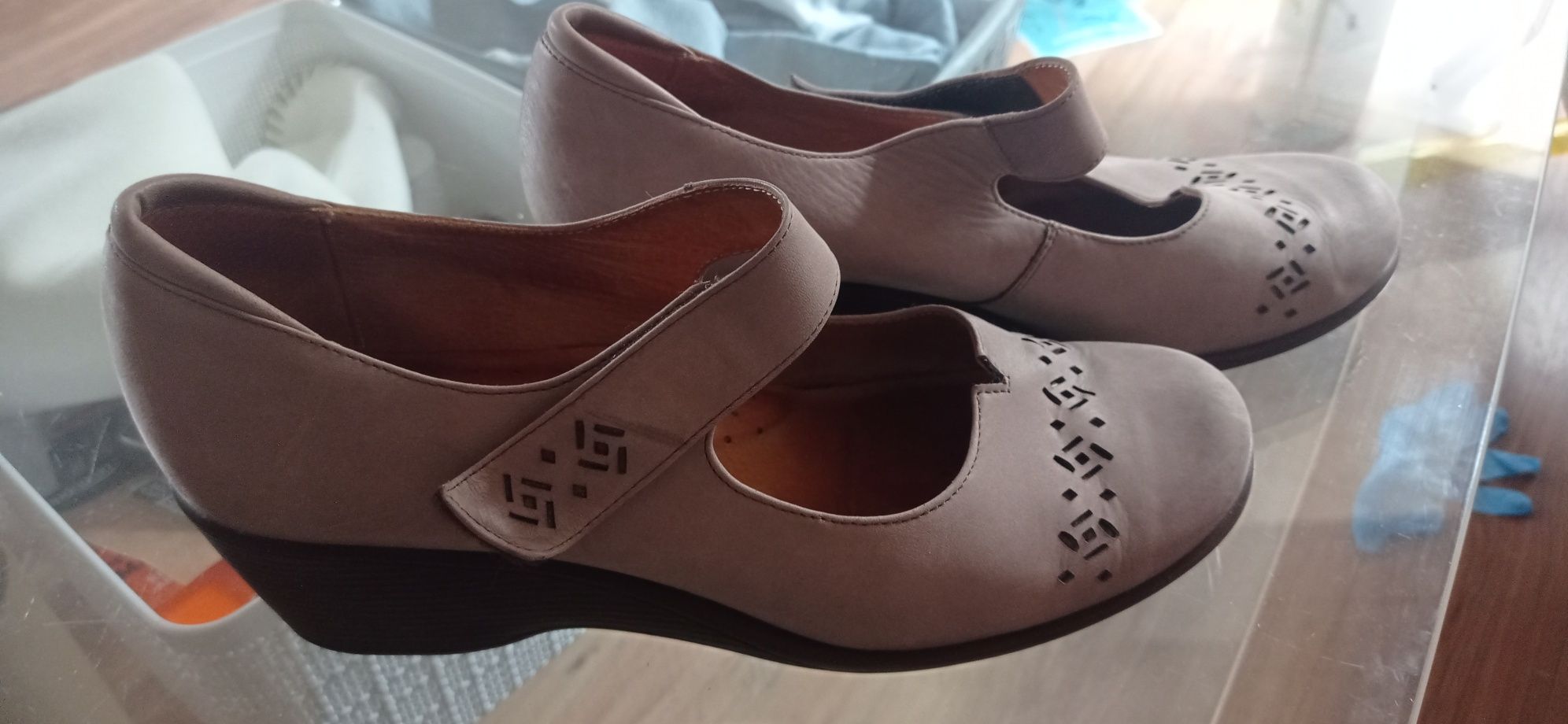 Czółenka półbuty Axel Comfort 41 koturny rzep