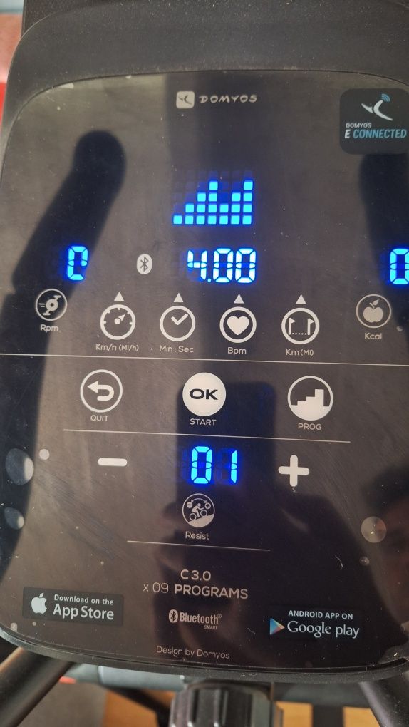 Elíptica E-SHAPE+ Domyos em excelente estado
