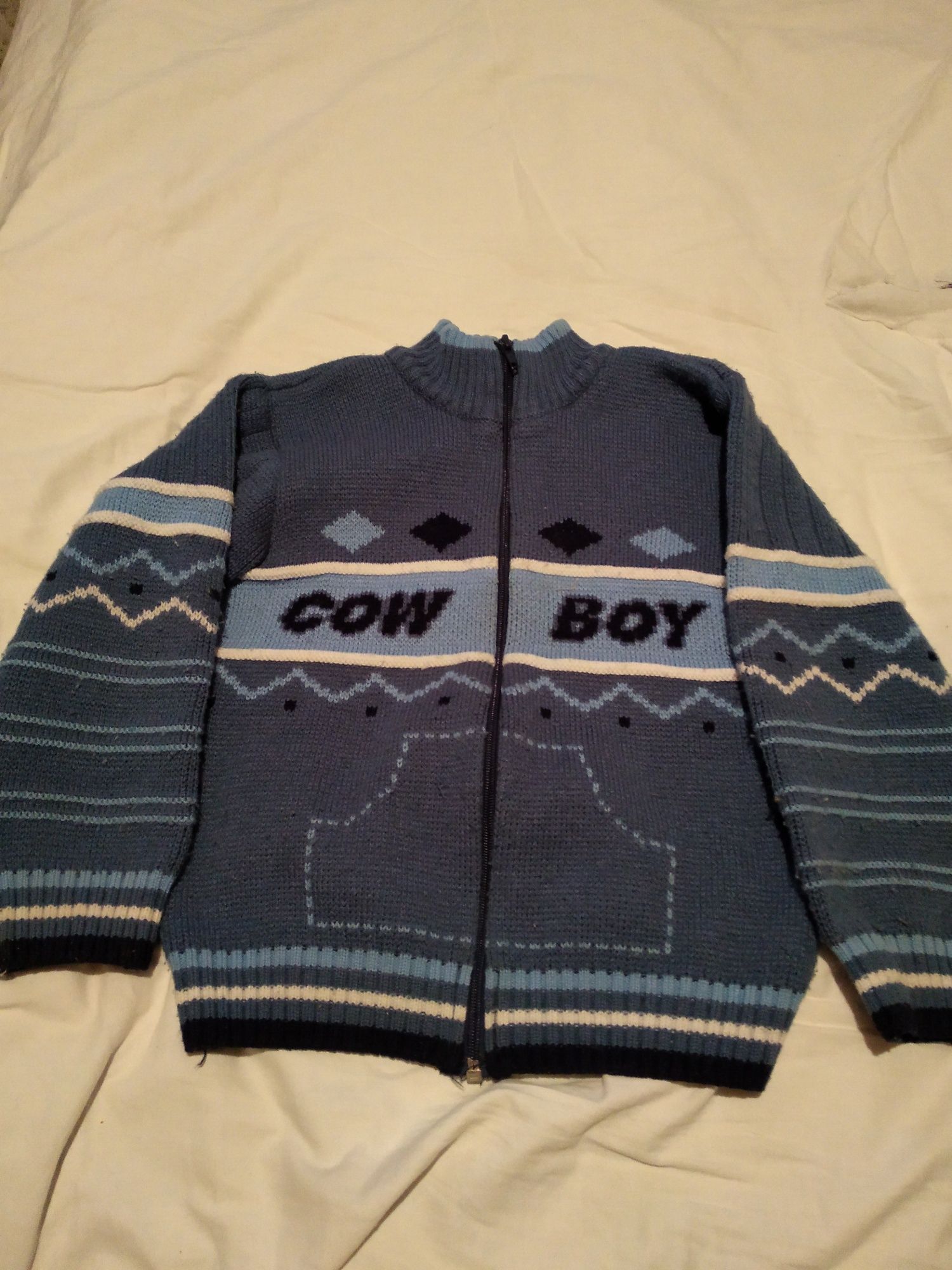 Продам детские  вещи