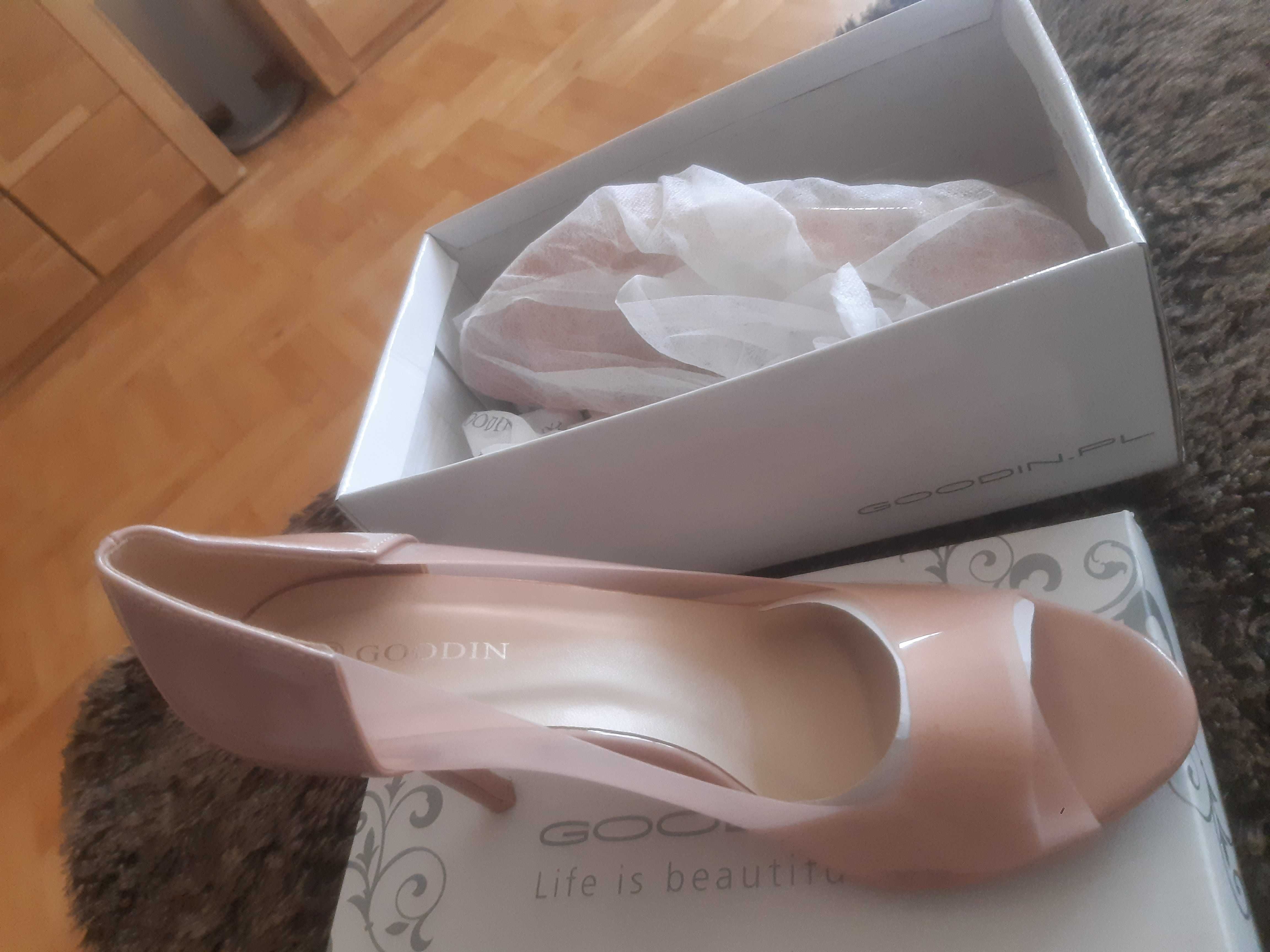 buty z przeźroczystego tworzywa, przeźroczyste, różowe rozmiar 40