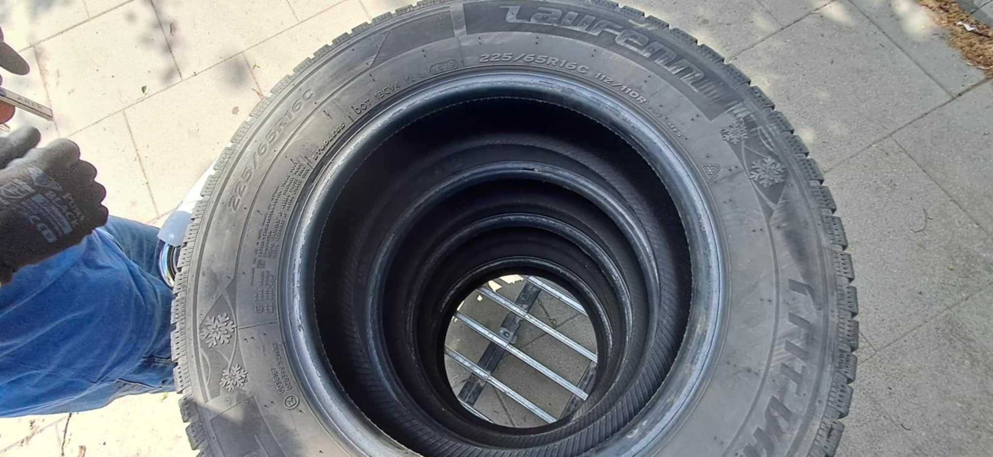 opony Laufen 225/65R16C zimowe