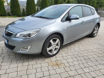 Opel Astra 2011r 1.4 Turbo Benzyna Opłacona