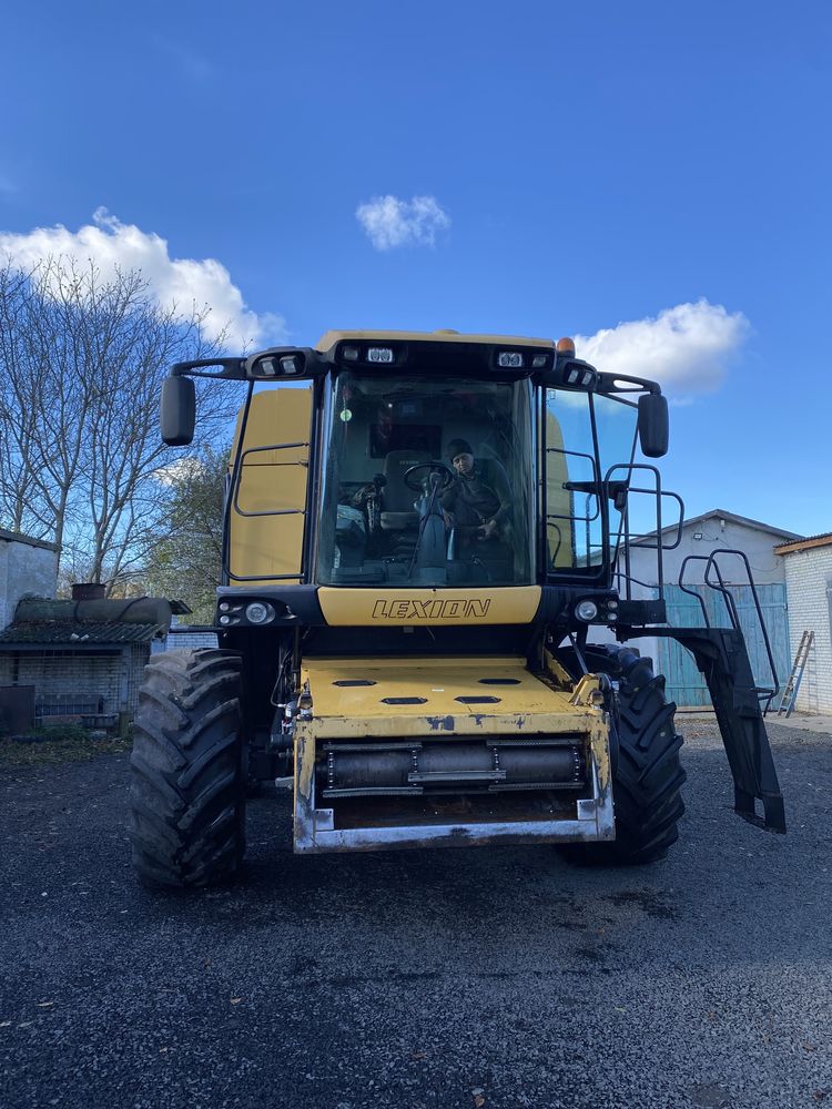 Lexion 570 2008рік жатка візок