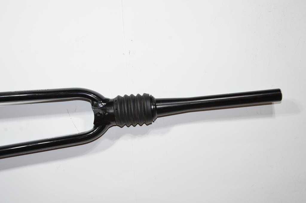 Amortyzator RST monoshock 28"  widelec amortyzowany tapered 1,5" 1 1/8