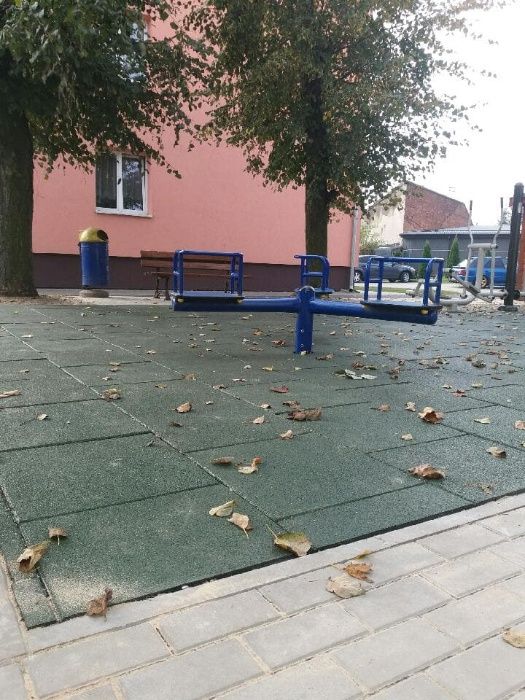 Mata gumowa pod BASEN/ JACUZZI amortyzacja, antypoślizgowość
