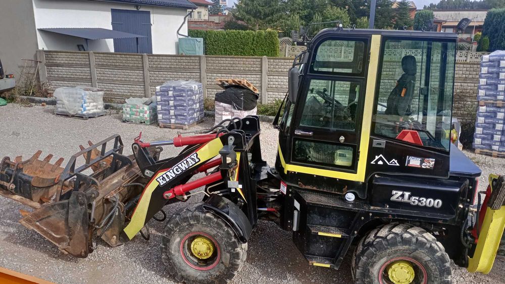 Koparko -ładowarka Kingway  o udźwigu 1600 kg