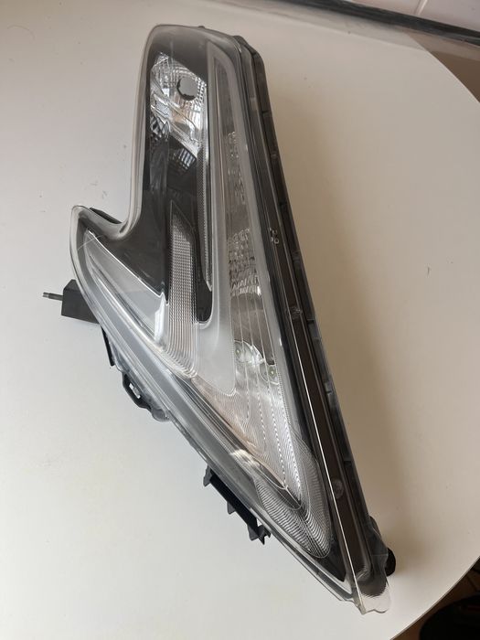 Otica direita Nissan Juke 2017 Led