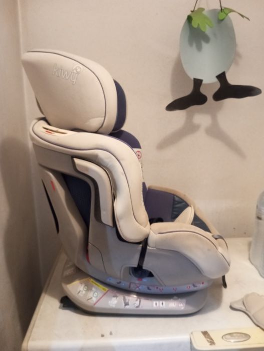 2 cadeiras auto como novas