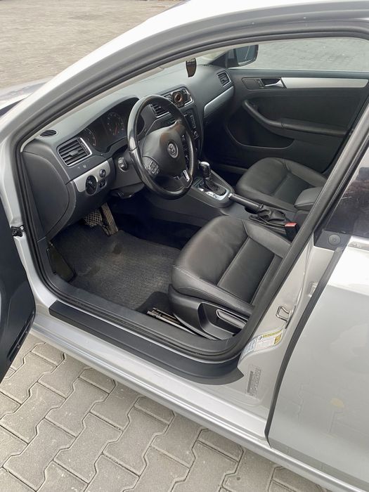 Volkswagen Jetta VI 2011 SEL